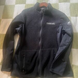 Le-vel Thrive Fleece Size Large